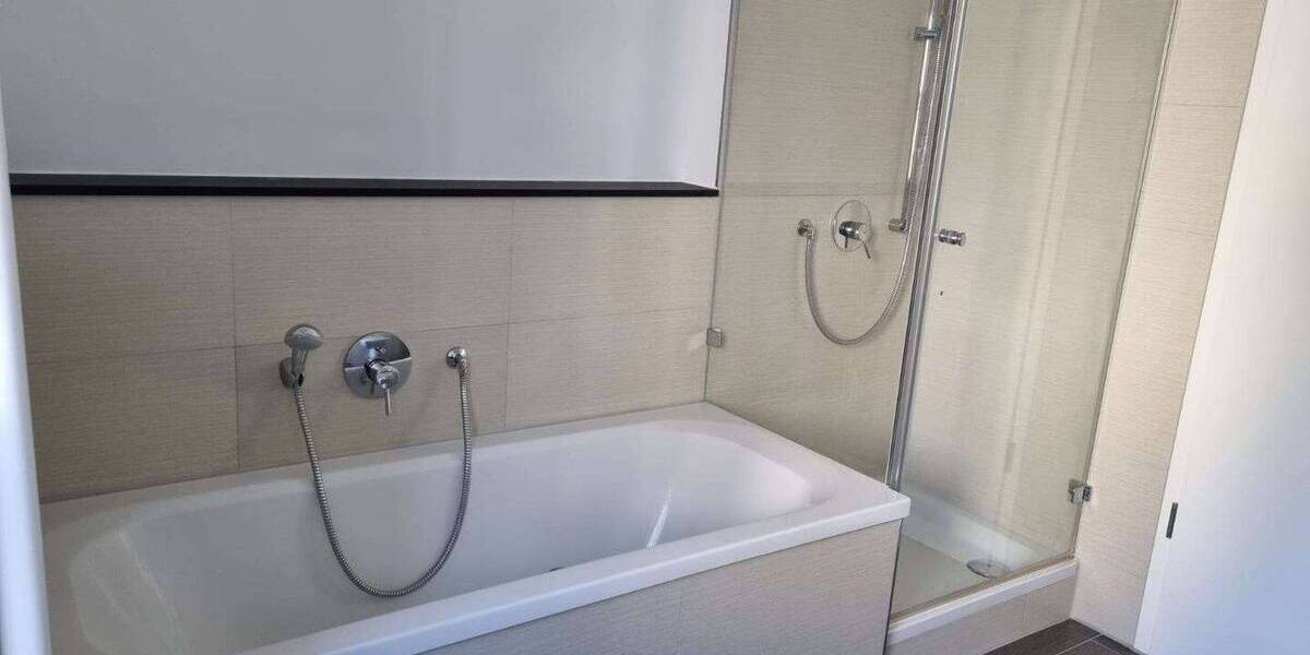 Etagenwohnung Forchheim - 2 Zimmer, 94 m&sup2;, 940&euro; | Angebot:26171225