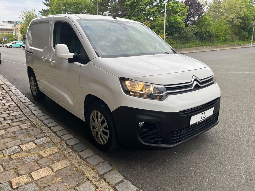 Citroen Berlingo 212.000 km 7.900 € Nürnberg 90482