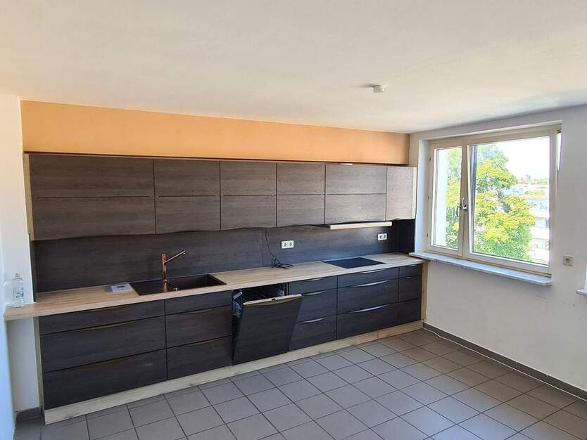 Nürnberg-Rosenau: Tolle 4-Zimmer-Wohnung mit Blick zur Burg Einbauküche Balkon Stellplatz 4 zimmer