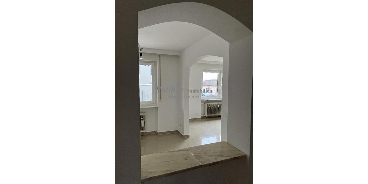 Schön geschnittene 3 Zimmer EG-Wohnung mit großer Terrasse und Garten in ruhiger Wohnlage in RH-Ost 3 zimmer