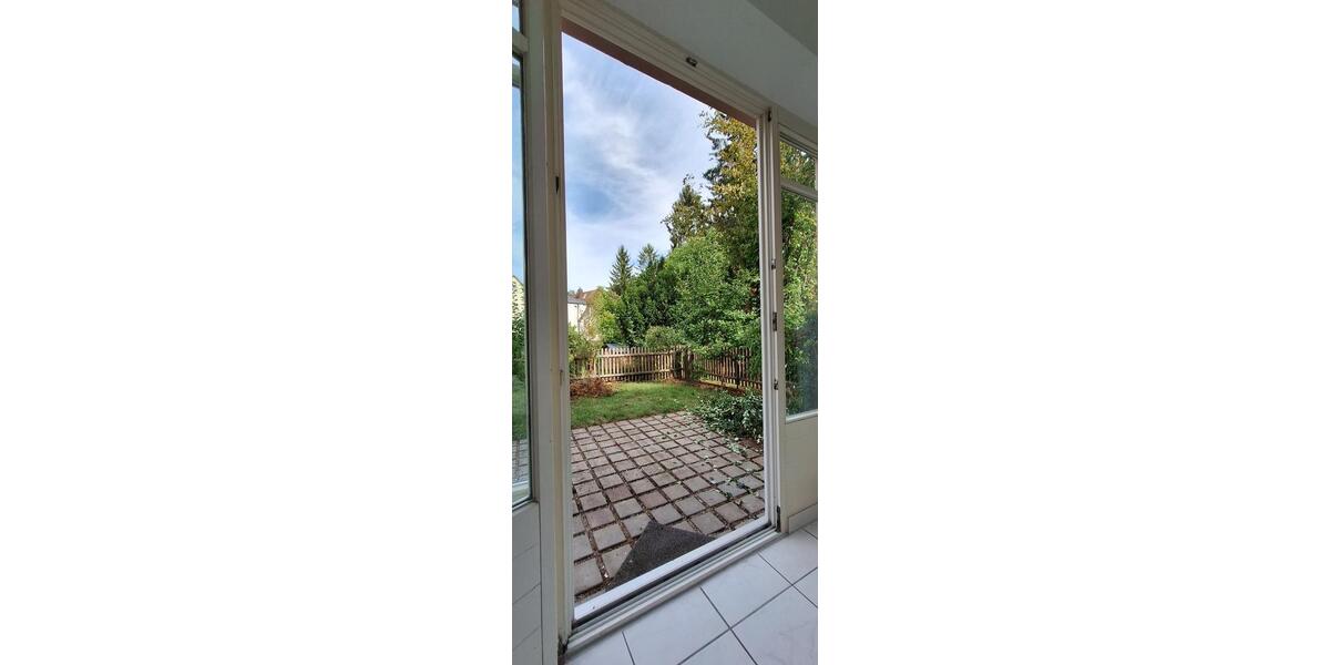 Erdgeschoßwohnung Schwabach - 2 Zimmer, 74 m&sup2;, 820&euro; | Angebot:27600829