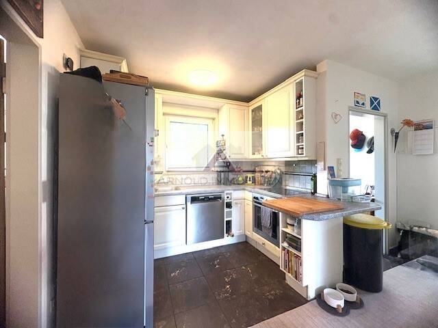 Einmalige Gelegenheit! Helle 4-Zimmer-Dachterrassen-Wohnung in Innenstadtlage mit sehr großer Dachterrasse 4 zimmer