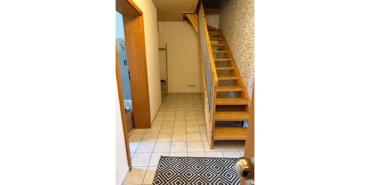 Etagenwohnung Erlangen Frauenaurach - 2 Zimmer, 117 m&sup2;, 1.400&euro; | Angebot:26092188