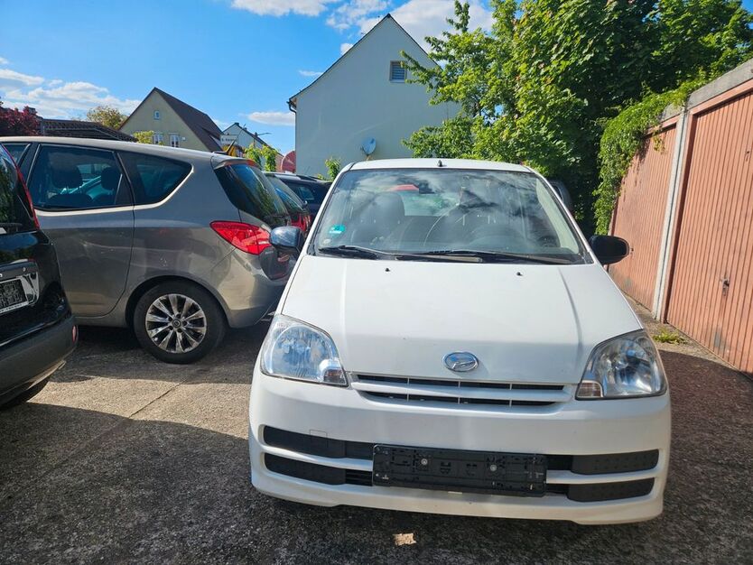 Daihatsu Cuore 76.000 km 2.280 € Schwabach 91126