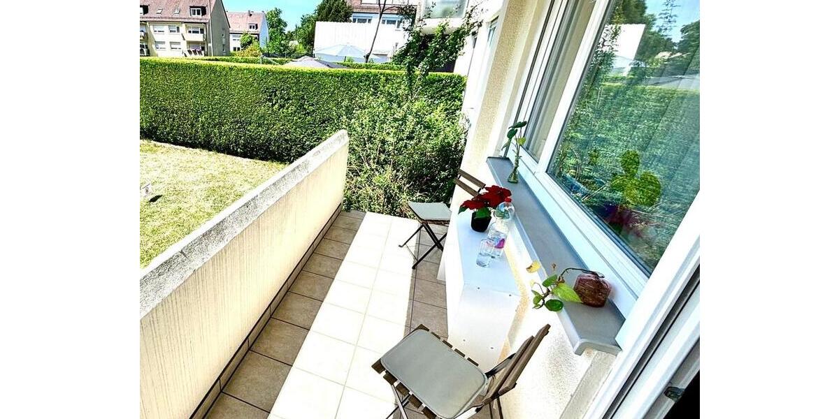 3-Zi.-Gartenwohnung: Renoviert, teilmöbliert, EBK, Balkon, Stpl. 3 zimmer