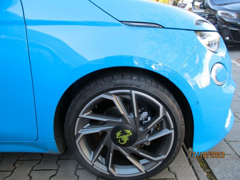 Abarth 500C 9.500 km 38.970 € Nürnberg 90482