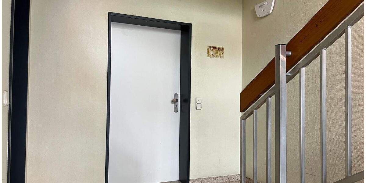 Vielseitig nutzbare Büro-Praxisfläche im Zentrum von Zirndorf 5 zimmer