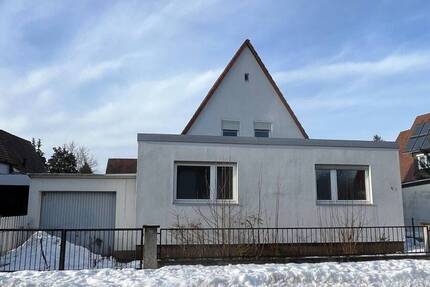 Haus Schwaig - 6 Zimmer, 140 m&sup2;, 250.000&euro; | Angebot:26187663