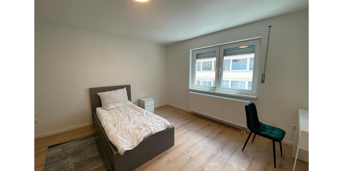 Etagenwohnung Nürnberg Altstadt, St. Lorenz - 3 Zimmer, 16 m&sup2;, 490&euro; | Angebot:26422271