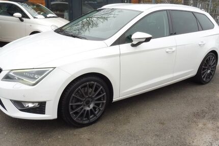 Seat Leon 179.954 km 8.900 &euro; Fürth 90763