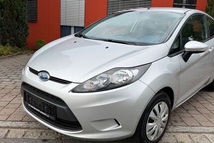 Ford Fiesta 98.000 km 2.500 &euro; Feucht 90537