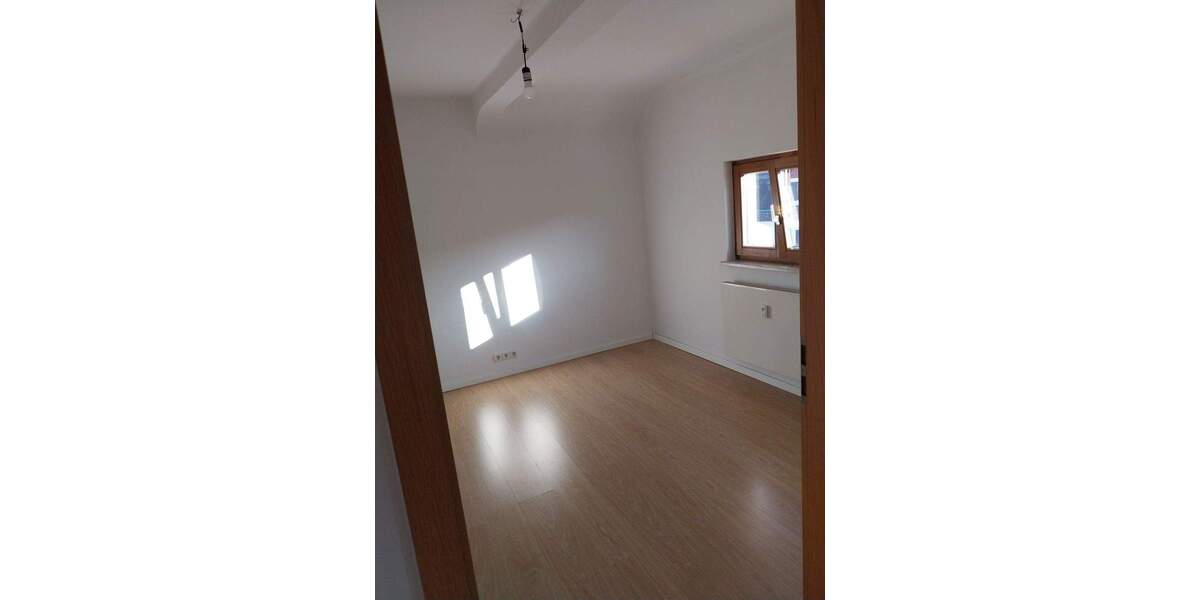 Charmante, helle 3 Zimmer Wohnung in Lauf 3 zimmer