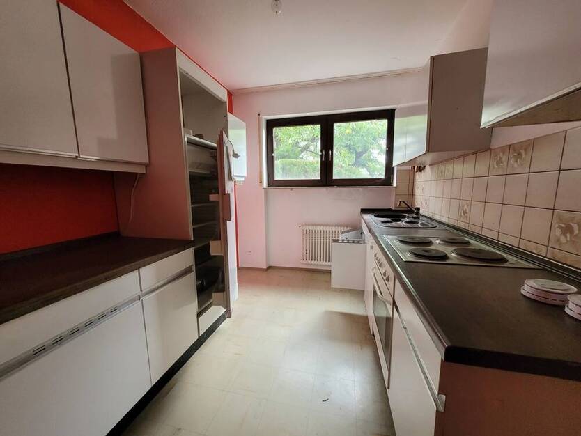 *** Wohnen in BESTLAGE *** Charmantes Reihenmittelhaus Garten Garage mit Potential