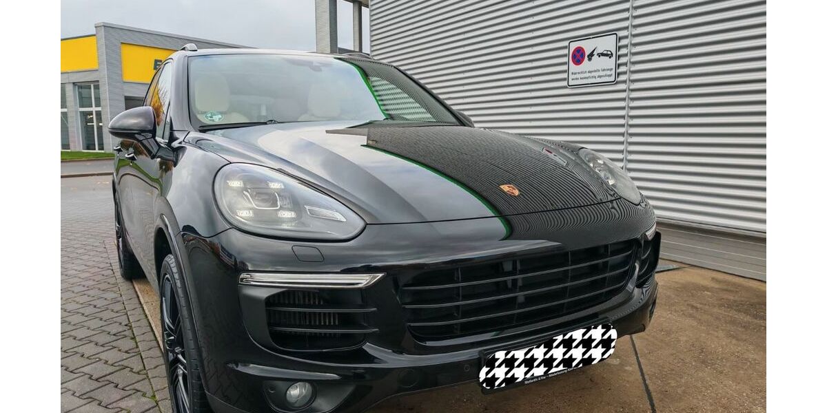 Porsche Cayenne 181.000 km 34.800 &euro; Nürnberg 90427