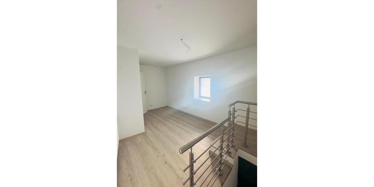 Einfamilienhaus Cadolzburg - 4 Zimmer, 109 m&sup2;, 399.000&euro; | Angebot:25652727