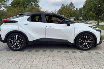 Toyota C-HR 9.500 km 32.000 &euro; Nürnberg 90478