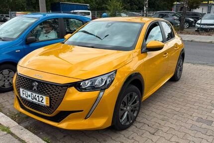 Peugeot 208 21.500 km 13.990 &euro; Fürth 90762