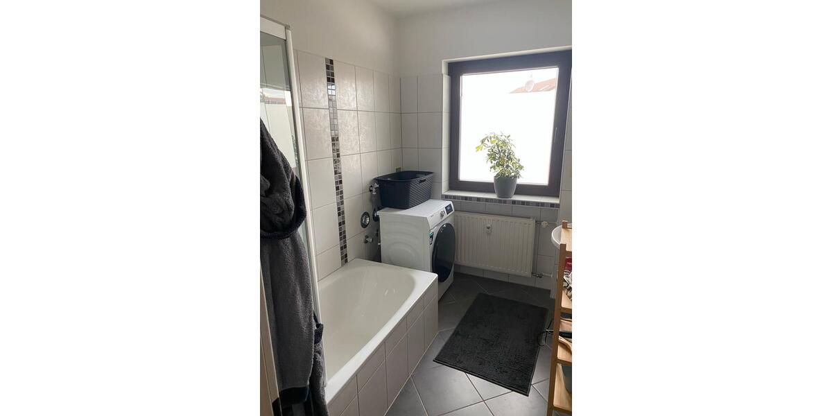 Etagenwohnung Fürth Bislohe - 3 Zimmer, 82 m&sup2;, 970&euro; | Angebot:27609765