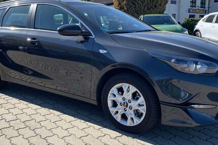 Kia ceed Sportswagon 13.000 km 23.200 &euro; Forchheim 91301