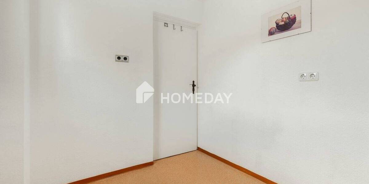 Ruhig gelegenes Reihenendhaus mit 3 Zimmern, Garage und viel Potenzial 3 zimmer