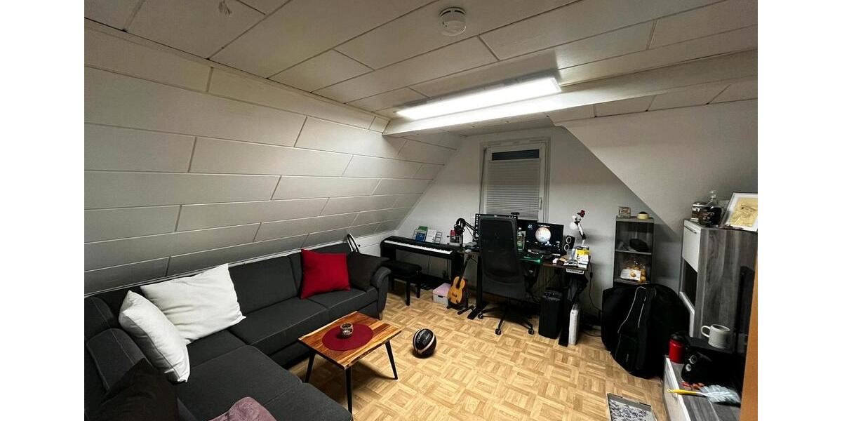 Dachgeschoßwohnung Forchheim - 2 Zimmer, 60 m&sup2;, 750&euro; | Angebot:26326263