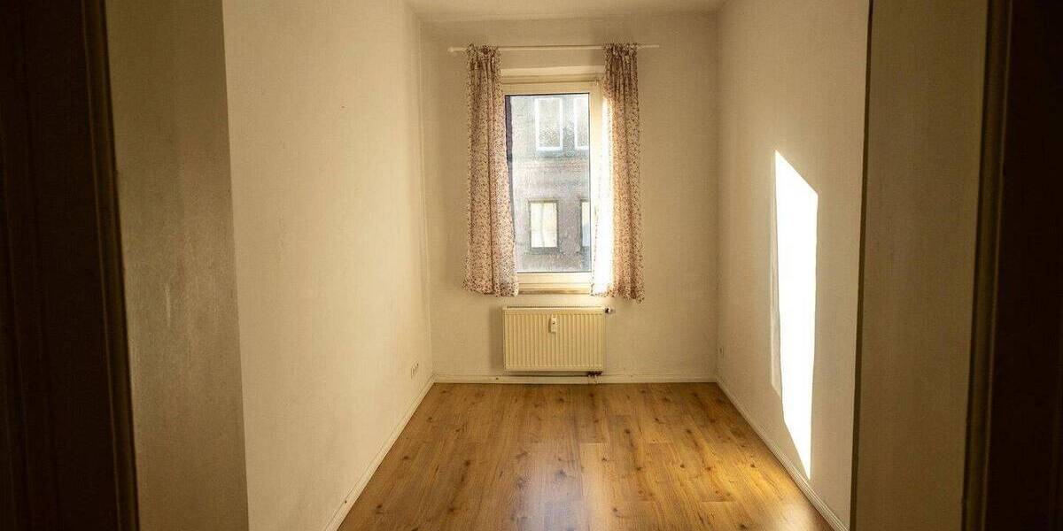Etagenwohnung Nürnberg Sündersbühl - 4 Zimmer, 96 m&sup2;, 1.250&euro; | Angebot:26434460