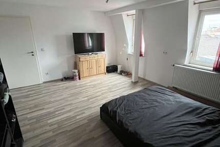 Wohnung zum Kaufen in Zirndorf 270.000 € 100 m² 4 zimmer