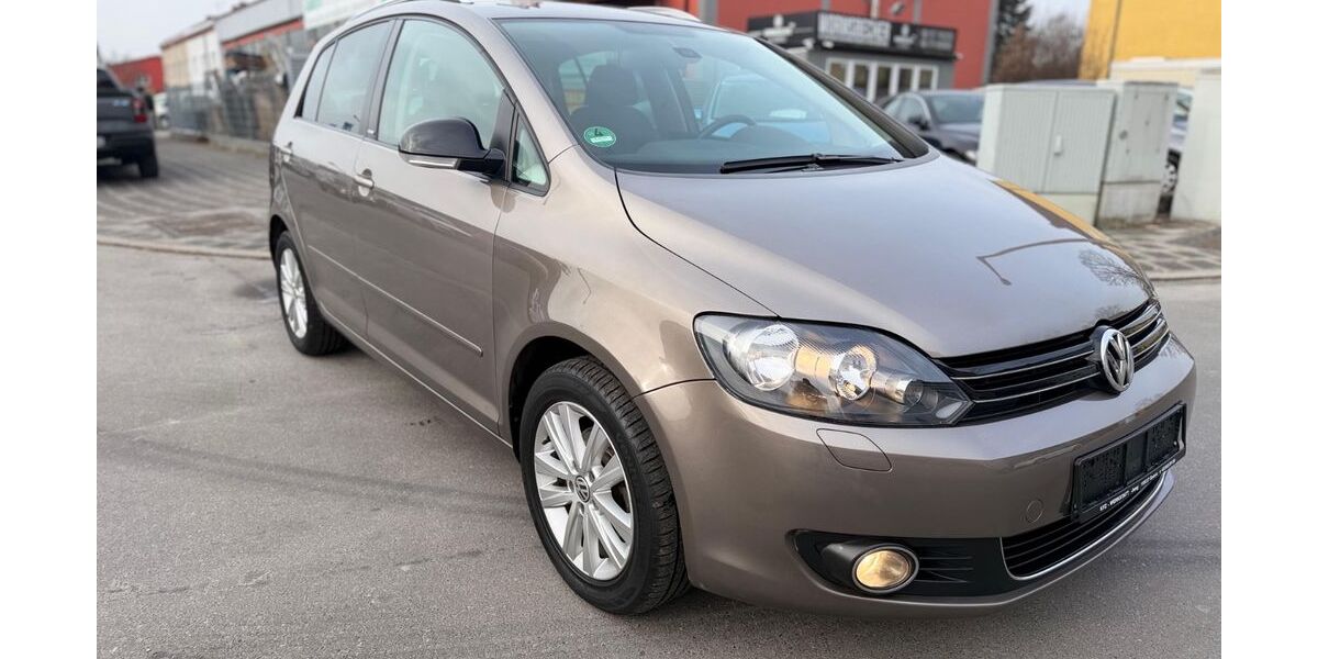 VW Golf 81.000 km 8.900 &euro; Nürnberg 90431