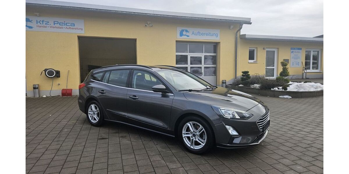 Ford Focus 92.000 km 11.900 &euro; Büchenbach 91186