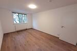 * Lichtdurchflutete 2-Zi-Whg. mit EINBAUKÜCHE und BALKON im beliebten NIBELUNGENVIERTEL *