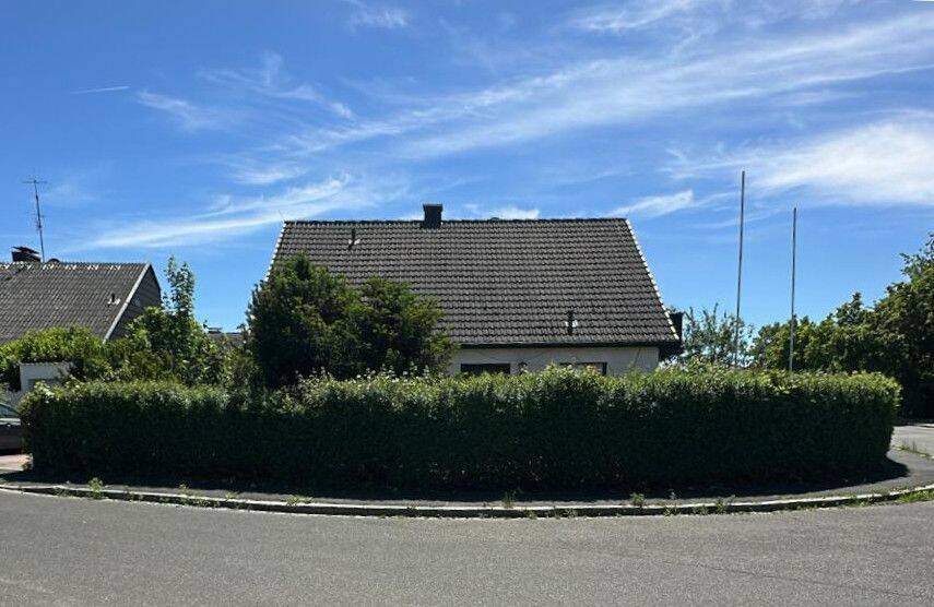 Einfamilienhaus Roßtal - 3 Zimmer, 90 m&sup2;, 387.000&euro; | Angebot:26910302