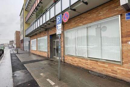 Großzügige, vielseitig nutzbare Gewerbefläche in Zentraler Lage zimmer