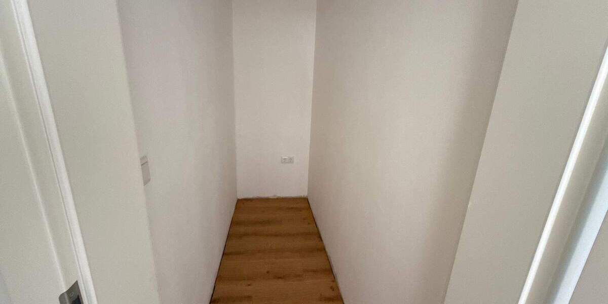 Etagenwohnung Nürnberg Muggenhof - 2 Zimmer, 58 m&sup2;, 890&euro; | Angebot:26308349