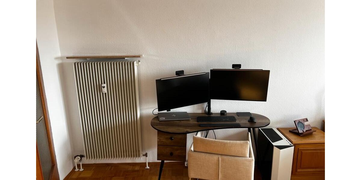 Dachgeschoßwohnung Erlangen Am Anger - 1.5 Zimmer, 33 m&sup2;, 570&euro; | Angebot:26413586