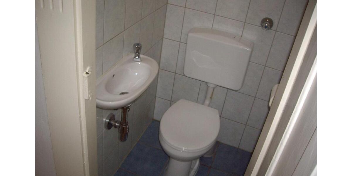 Erdgeschoßwohnung Nürnberg Hasenbuck - 5 Zimmer, 140 m&sup2;, 1.200&euro; | Angebot:21597782