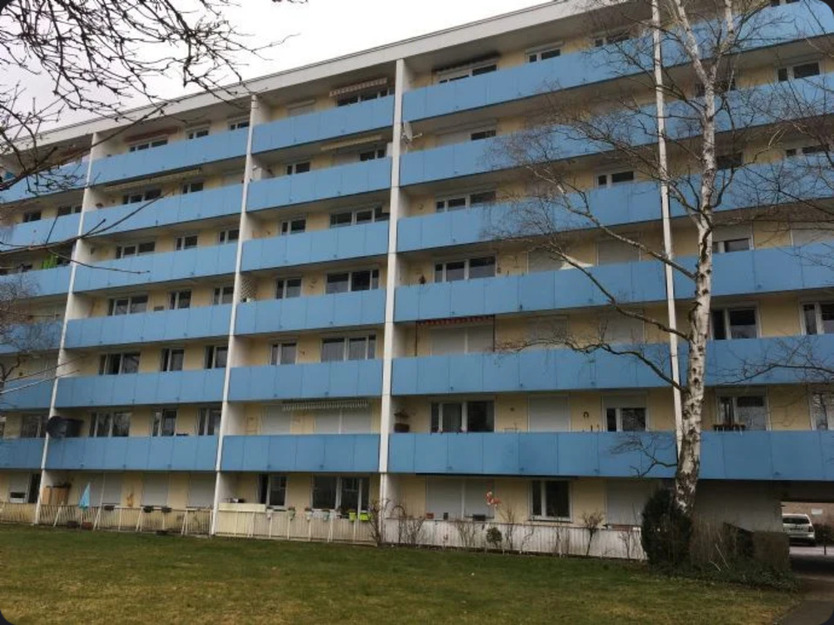 Wunderschöne, großzügige, ruhige 2,5 Zimmer Whg. in bester Lage! zimmer