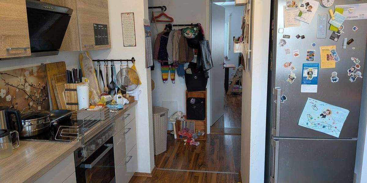 Großzügige 3 Zimmer Wohnung mit Balkon in Zerzabelshof-komplett saniert 3 zimmer