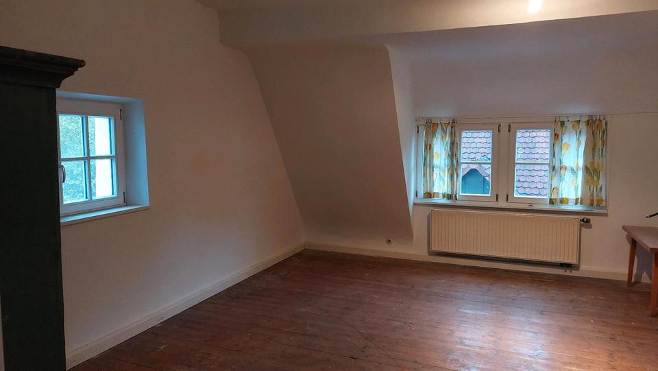 Dachgeschoßwohnung Reichenschwand - 4 Zimmer, 120 m&sup2;, 800&euro; | Angebot:26481224