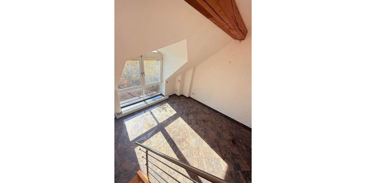 Etagenwohnung Fürth Dambach - 3 Zimmer, 170 m&sup2;, 1.790&euro; | Angebot:24577990