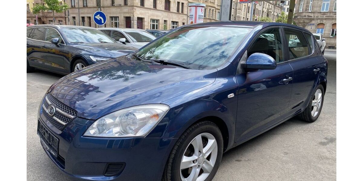 Kia ceed / Ceed 222.907 km 1.190 &euro; Fürth ( bei Nürnberg ) 90762