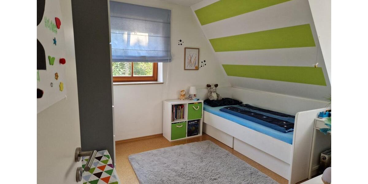 Attraktives Reihenendhaus in 91056 Erlangen-Büchenbach 5 zimmer