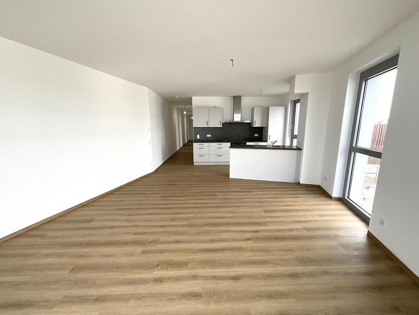 2 Nettokaltmieten frei! *3-Zimmer-Penthouse mit großzügiger Dachterrasse in Nürnberg- Hohe Marter* zimmer