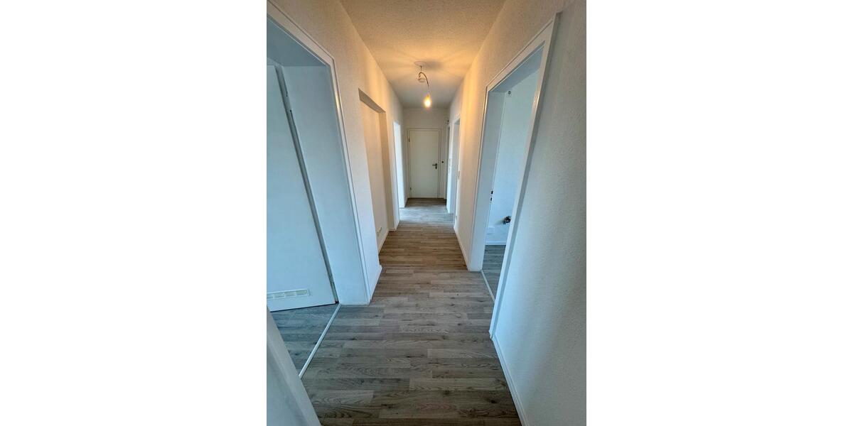 Etagenwohnung Zirndorf - 3 Zimmer, 88 m&sup2;, 1.000&euro; | Angebot:26681388