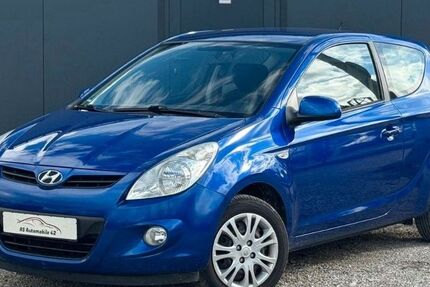 Hyundai i20 122.000 km 3.490 &euro; Fürth 90768
