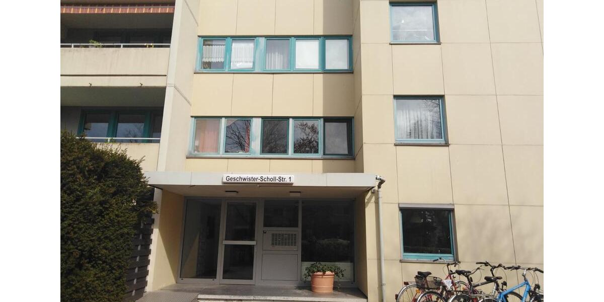 Schöne 1-Zimmer-Wohnung mit Balkon und Aufzug in Erlangen-Bruck 1 zimmer