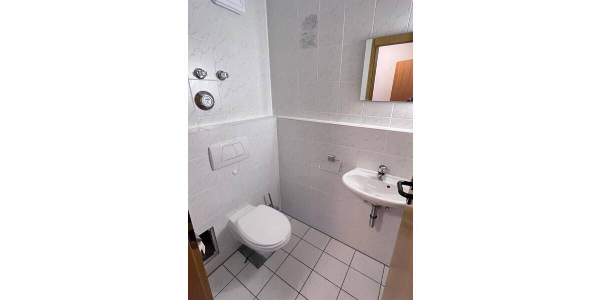 Etagenwohnung Nürnberg Fischbach - 3 Zimmer, 100 m&sup2;, 1.150&euro; | Angebot:26201885