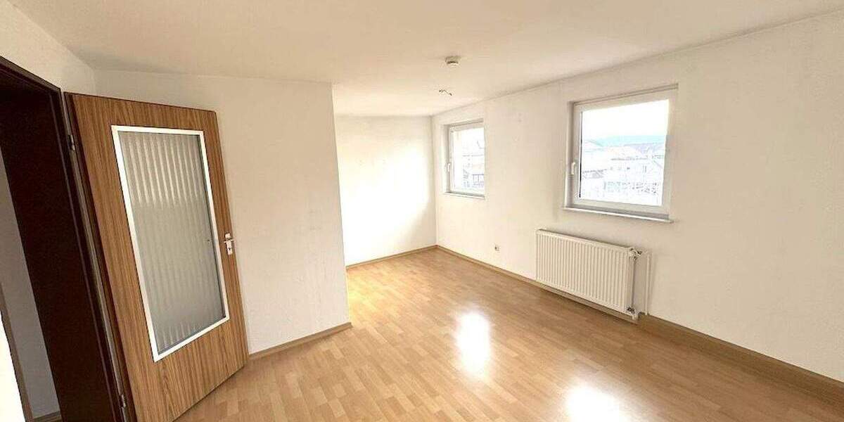 Doppelhaushälfte Lauf Heuchling - 8 Zimmer, 180 m&sup2;, 385.000&euro; | Angebot:25713719