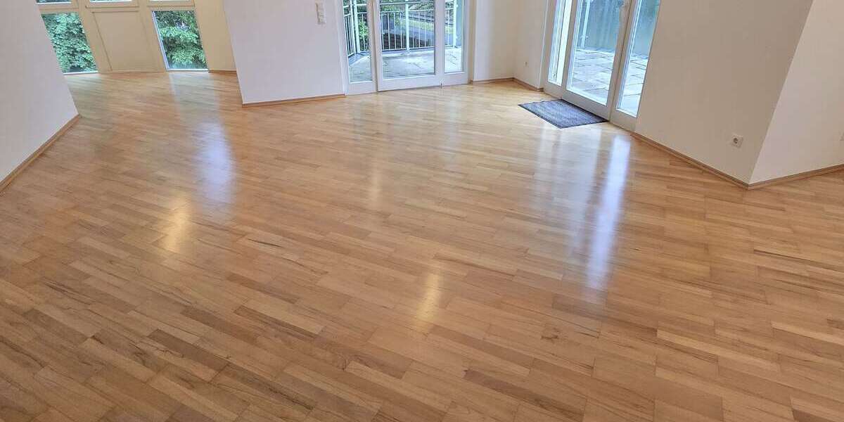 Etagenwohnung Fürth Atzenhof - 3 Zimmer, 116 m&sup2;, 1.379&euro; | Angebot:26349811