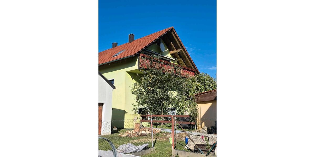 Etagenwohnung Pyrbaum - 11 Zimmer, 280 m&sup2;, 2.500&euro; | Angebot:27607696