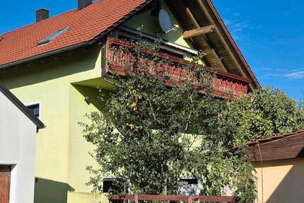 Wohnung Pyrbaum - 11 Zimmer, 280 m&sup2;, 2.500&euro; | Angebot:27607696